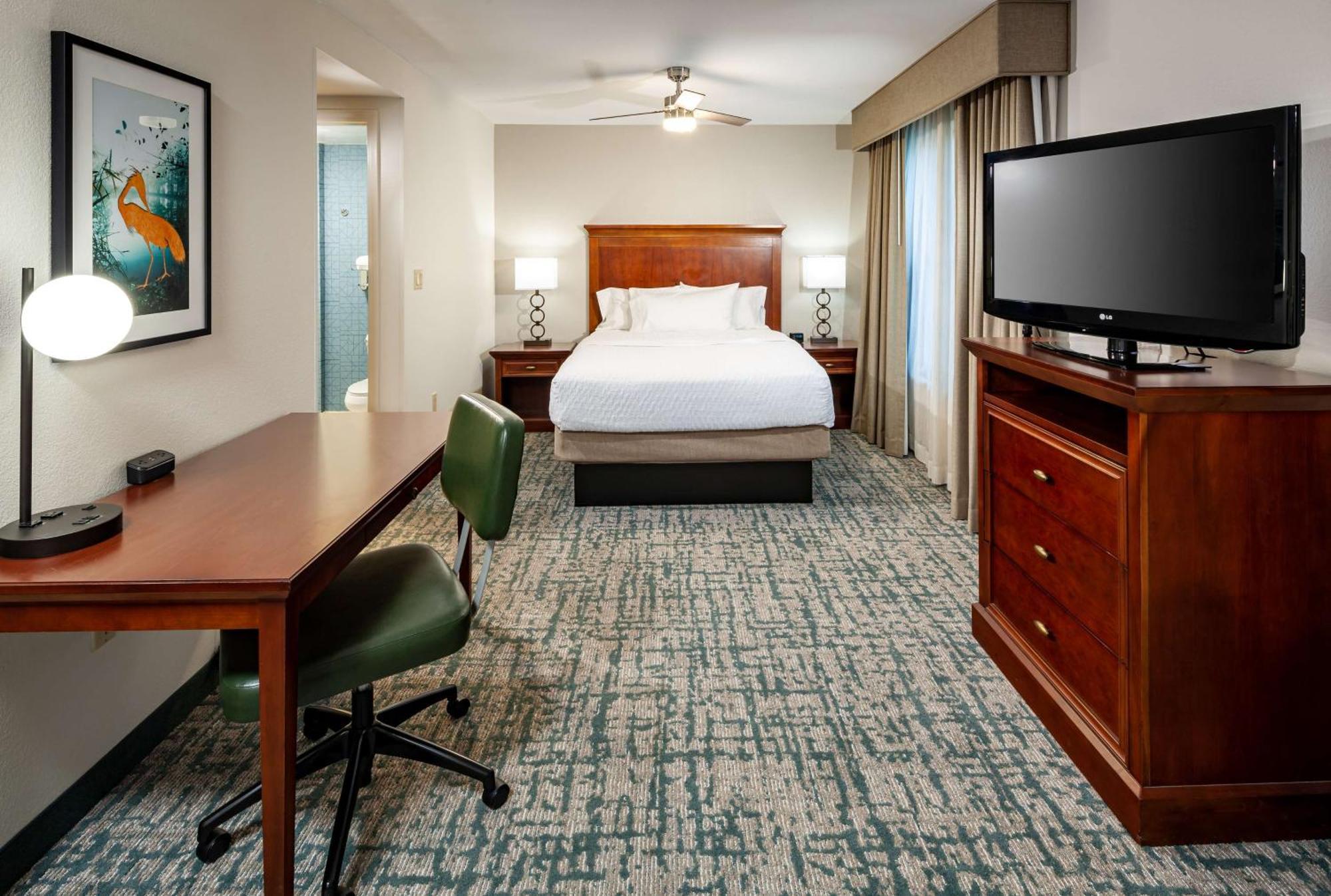 Homewood Suites By Hilton Гейнсвилл Экстерьер фото