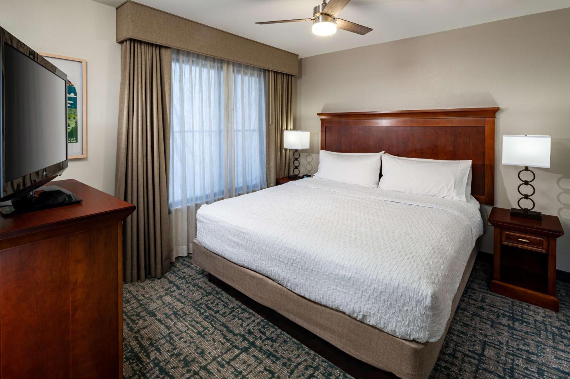Homewood Suites By Hilton Гейнсвилл Экстерьер фото